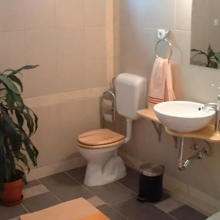 Guest house Malomkert Vendeghaz Kerecsend